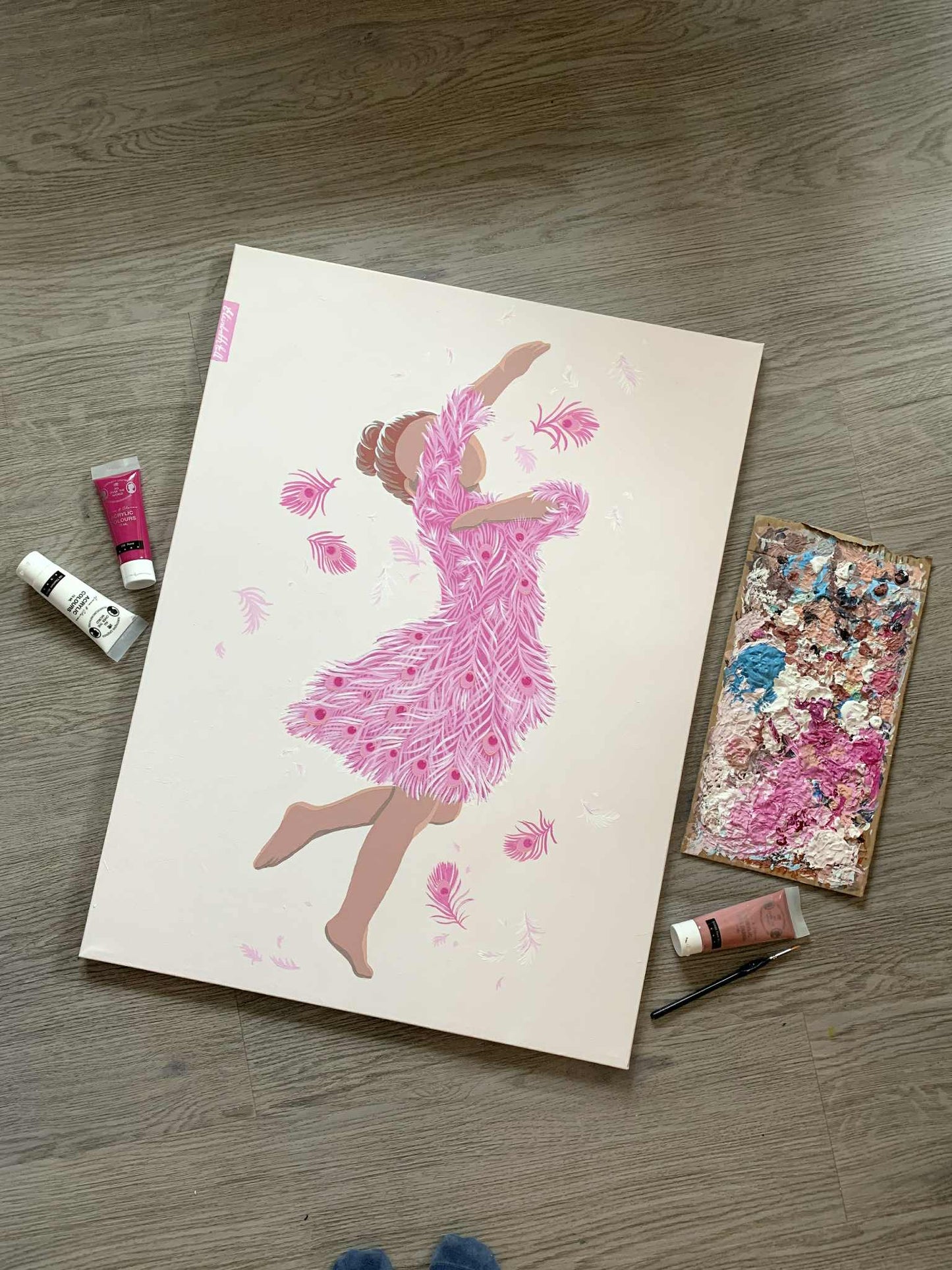 Dancing feathers